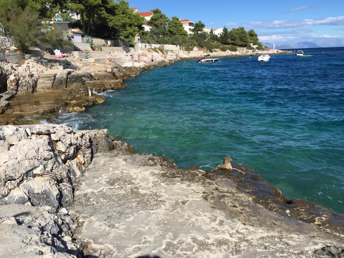 Luxury Beachfront Villa Carlisa Čiovo 外观 照片