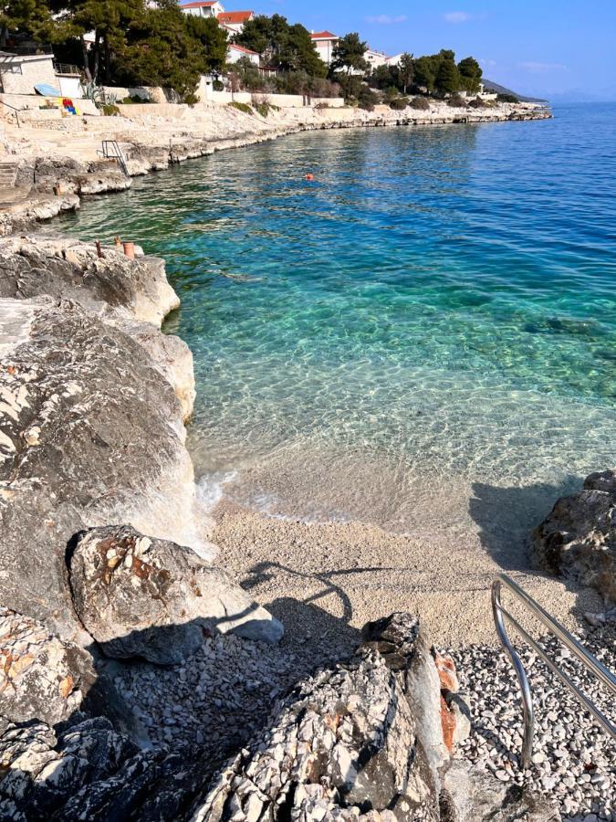 Luxury Beachfront Villa Carlisa Čiovo 外观 照片