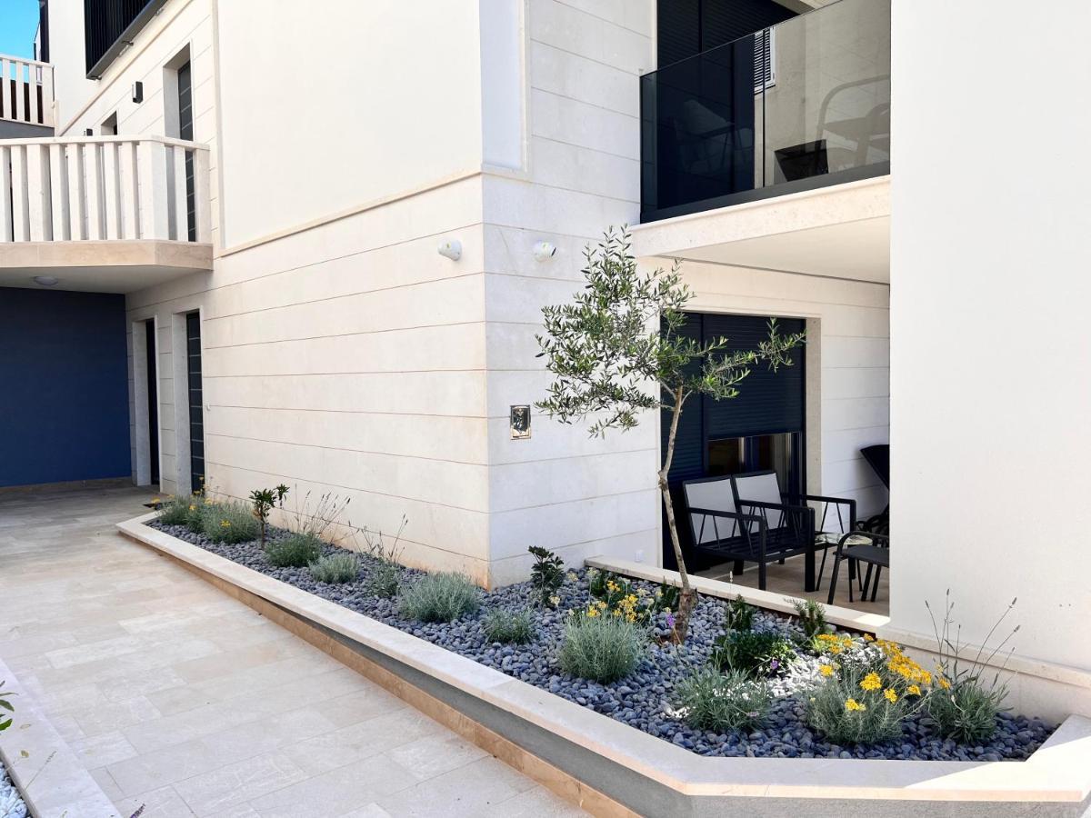 Luxury Beachfront Villa Carlisa Čiovo 外观 照片